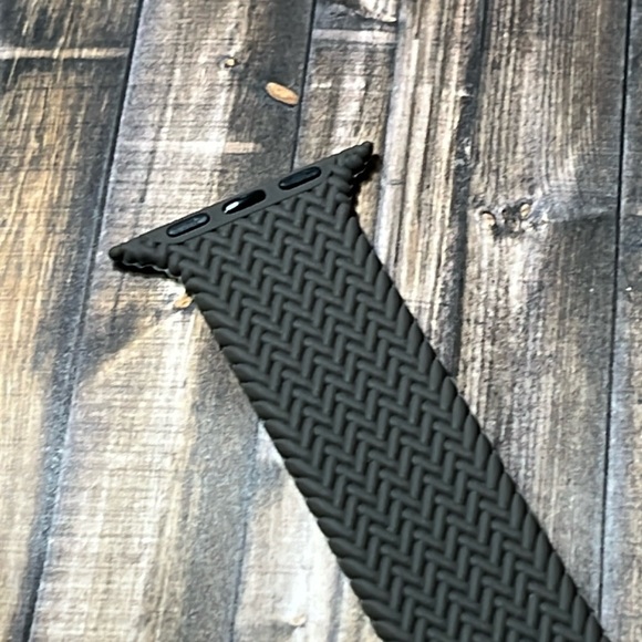 5for$10 Gray Zigzag Textured Silicone 42/44/45/49mm Apple Watchband Accessories - Picture 2 of 4
